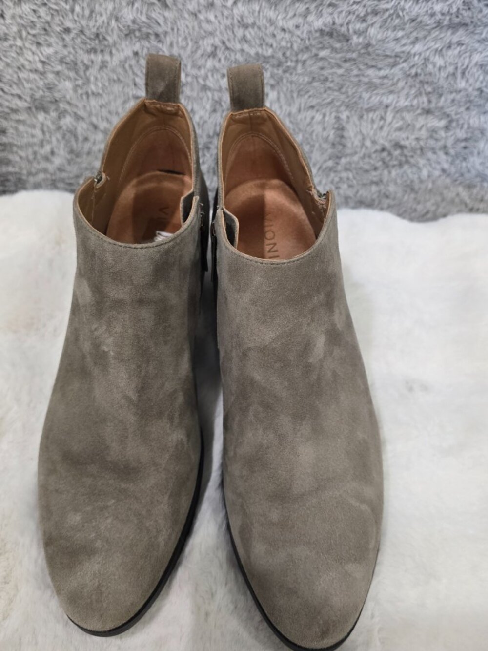 Vionic Cecily Ankle Boot Booties Womens Size 11 Waterproof Stone Suede Worn Once - Picture 6 of 9